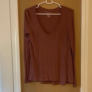 American Eagle Outfitters Mauve Long Sleeve V-Neck Top